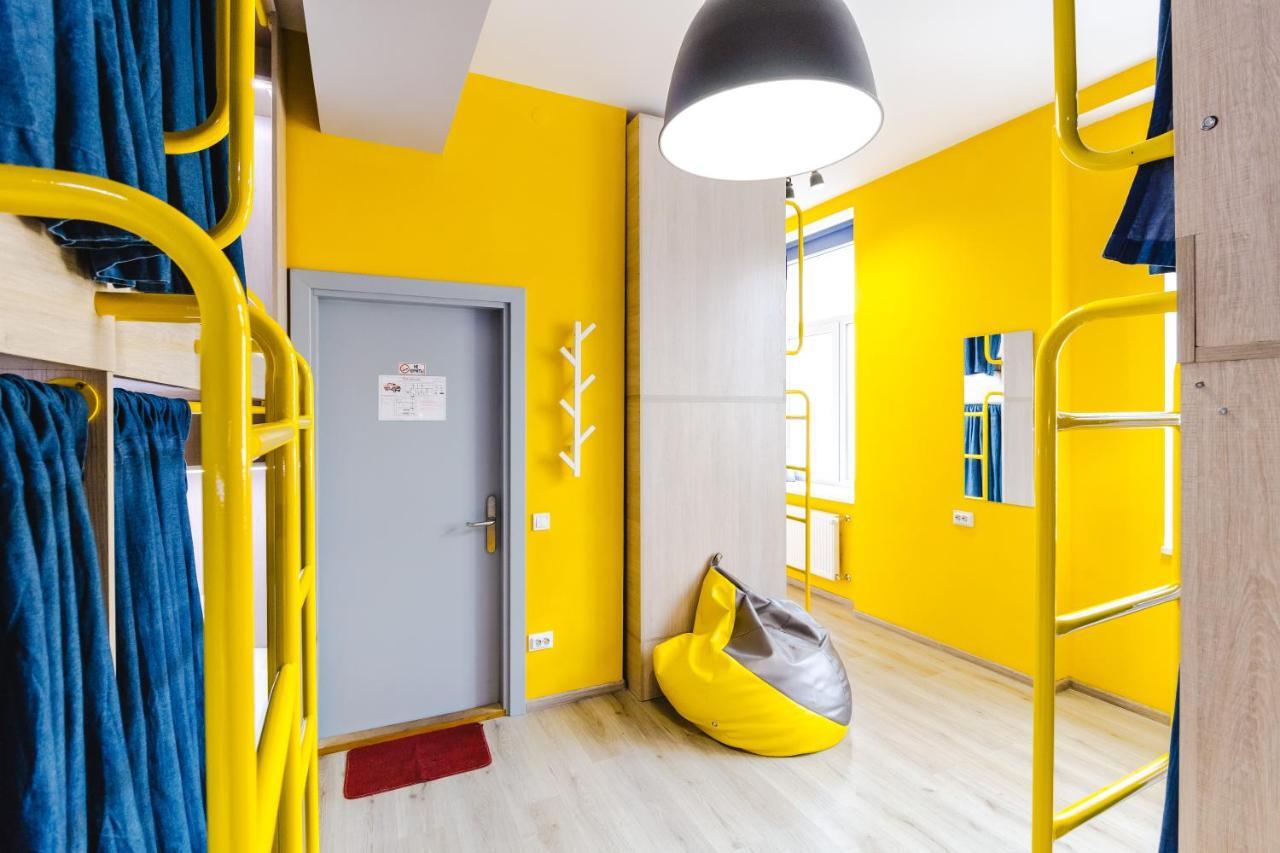 Z-One Hostel Lviv Kültér fotó