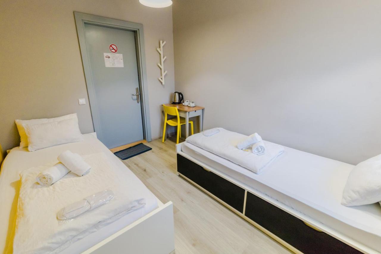 Z-One Hostel Lviv Kültér fotó